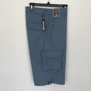 Men’s size 32 blue cargo shorts